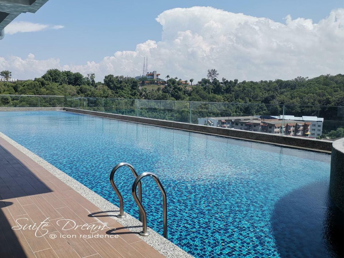 115m² 3 slaapkamer, 2 privé badkamer Appartement in Batu Burok Kuala Terengganu Buitenkant foto