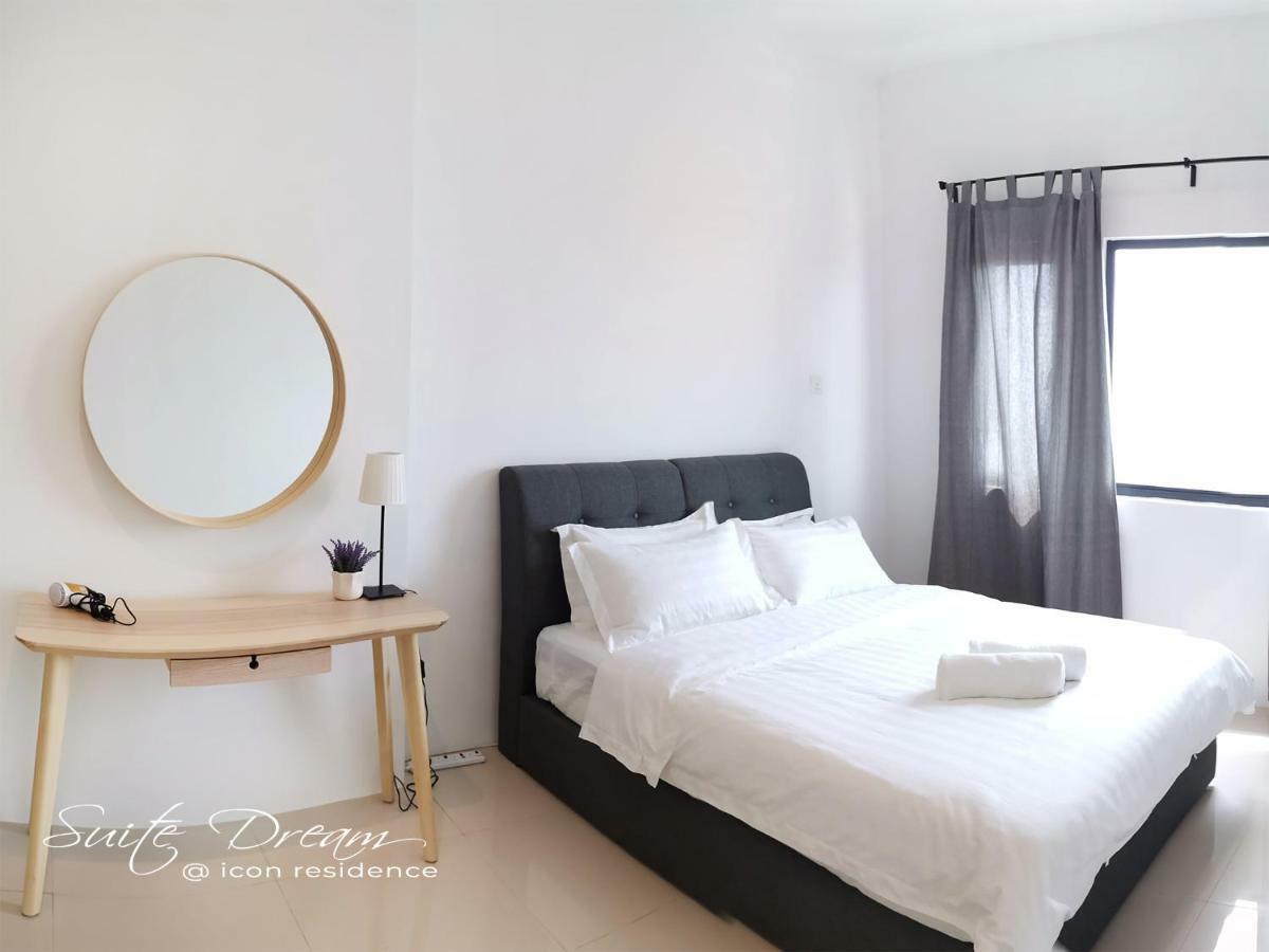 115m² 3 slaapkamer, 2 privé badkamer Appartement in Batu Burok Kuala Terengganu Buitenkant foto