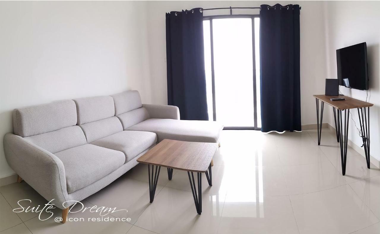 115m² 3 slaapkamer, 2 privé badkamer Appartement in Batu Burok Kuala Terengganu Buitenkant foto
